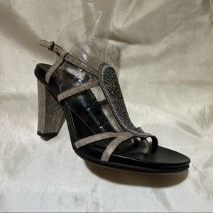 NEW DONALD PLINER ITALIAN MADE QUALITY LEATHER BEADED HEEL SANDALS , 6.5